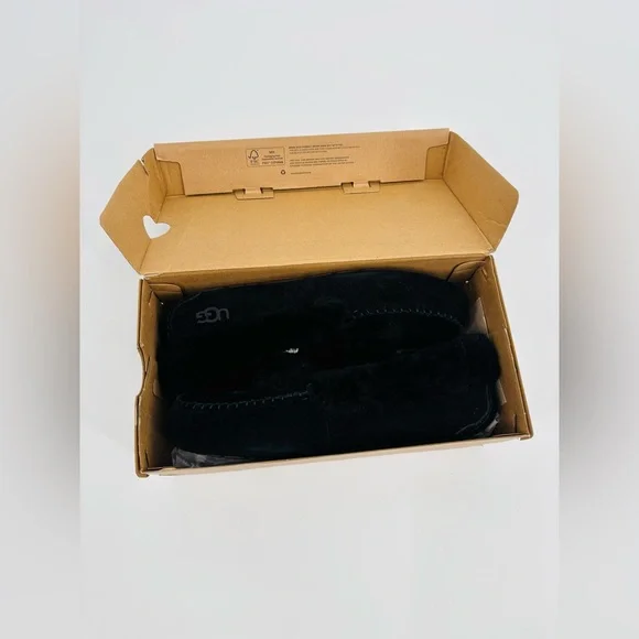 NEW UGG sz10 dakota spill seam sheepkin slippers - Picture 7 of 7